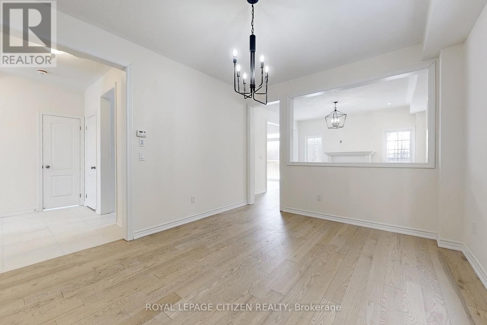 129 CLIFF THOMPSON CRESCENT Image 3