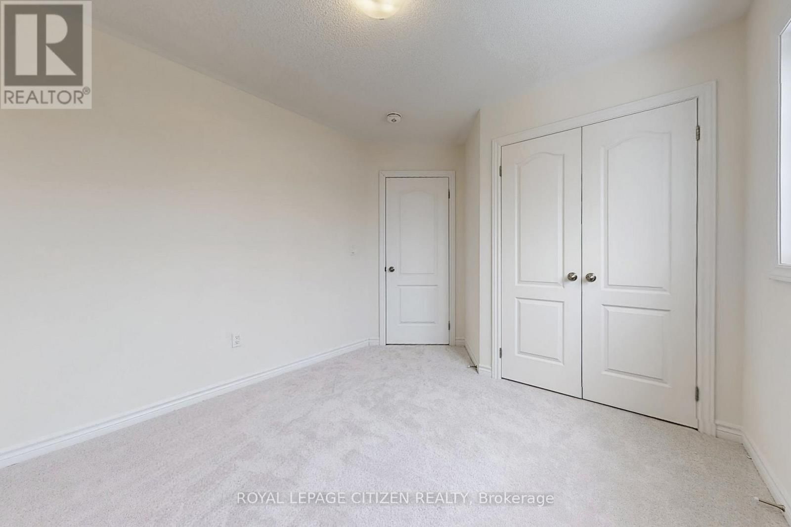 129 CLIFF THOMPSON CRESCENT Image 35