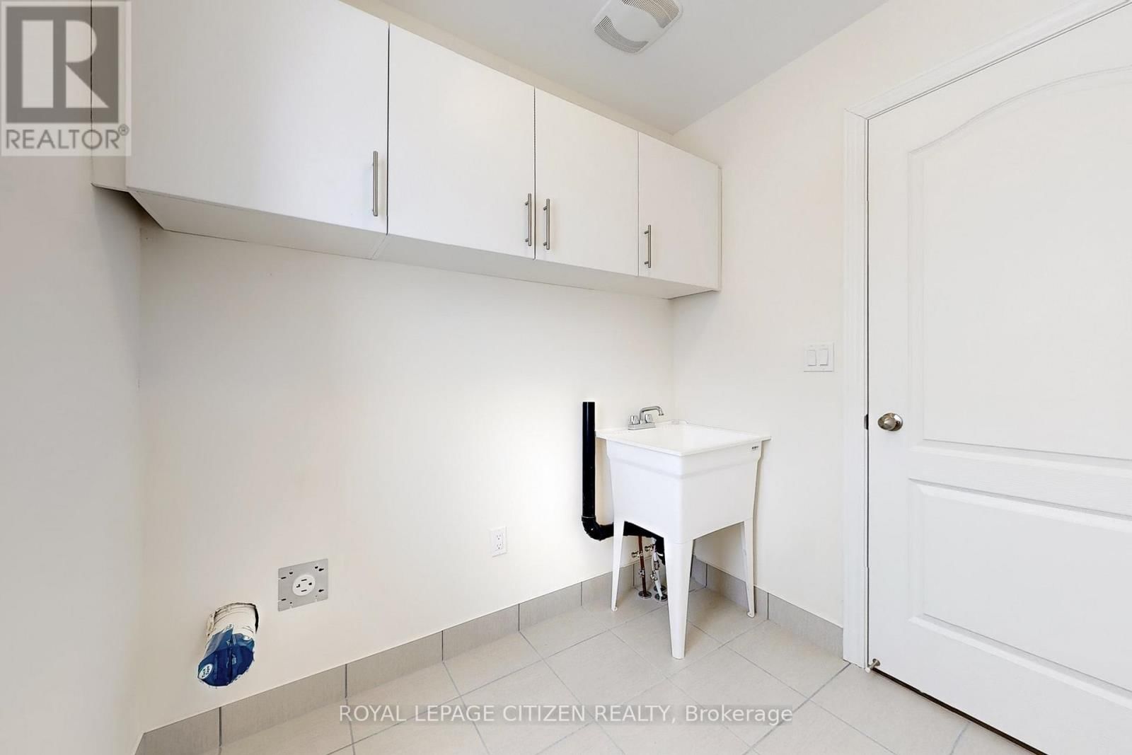 129 CLIFF THOMPSON CRESCENT Image 42