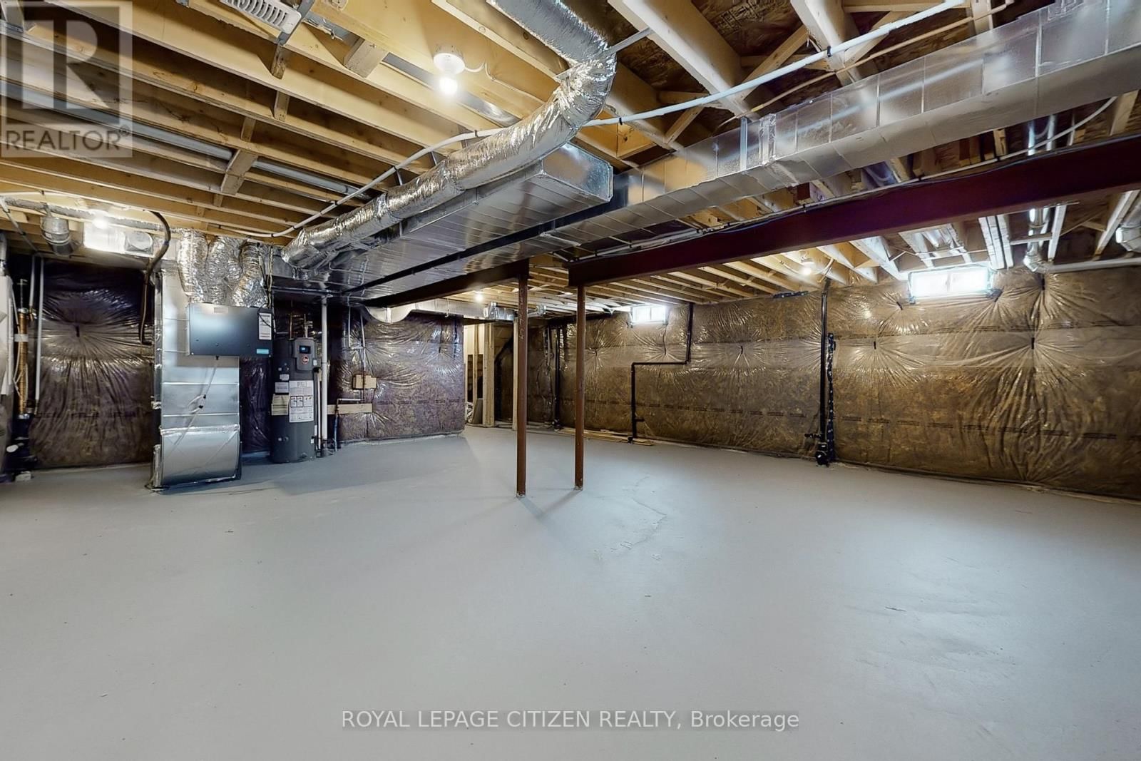 129 CLIFF THOMPSON CRESCENT Image 44