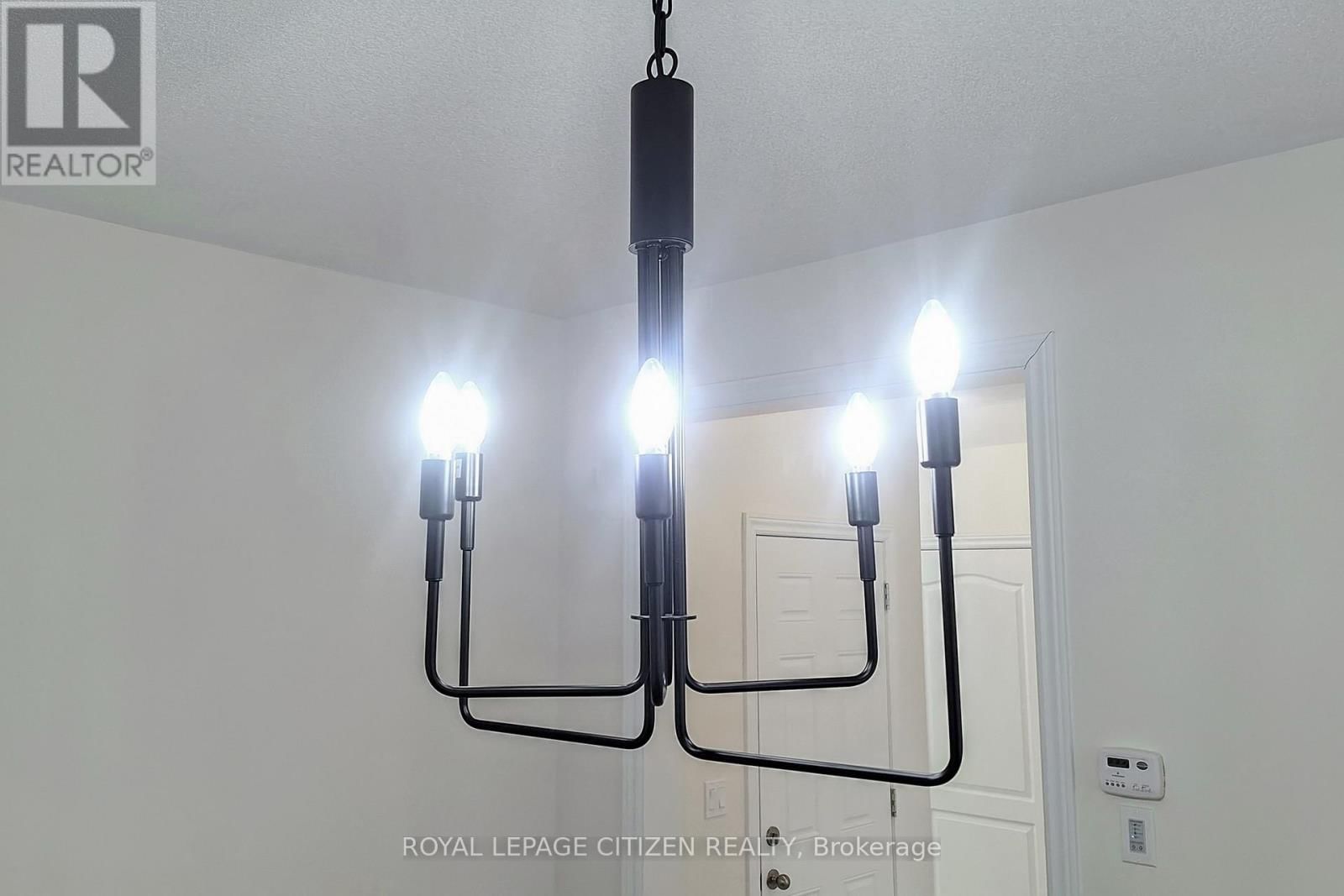 129 CLIFF THOMPSON CRESCENT Image 5