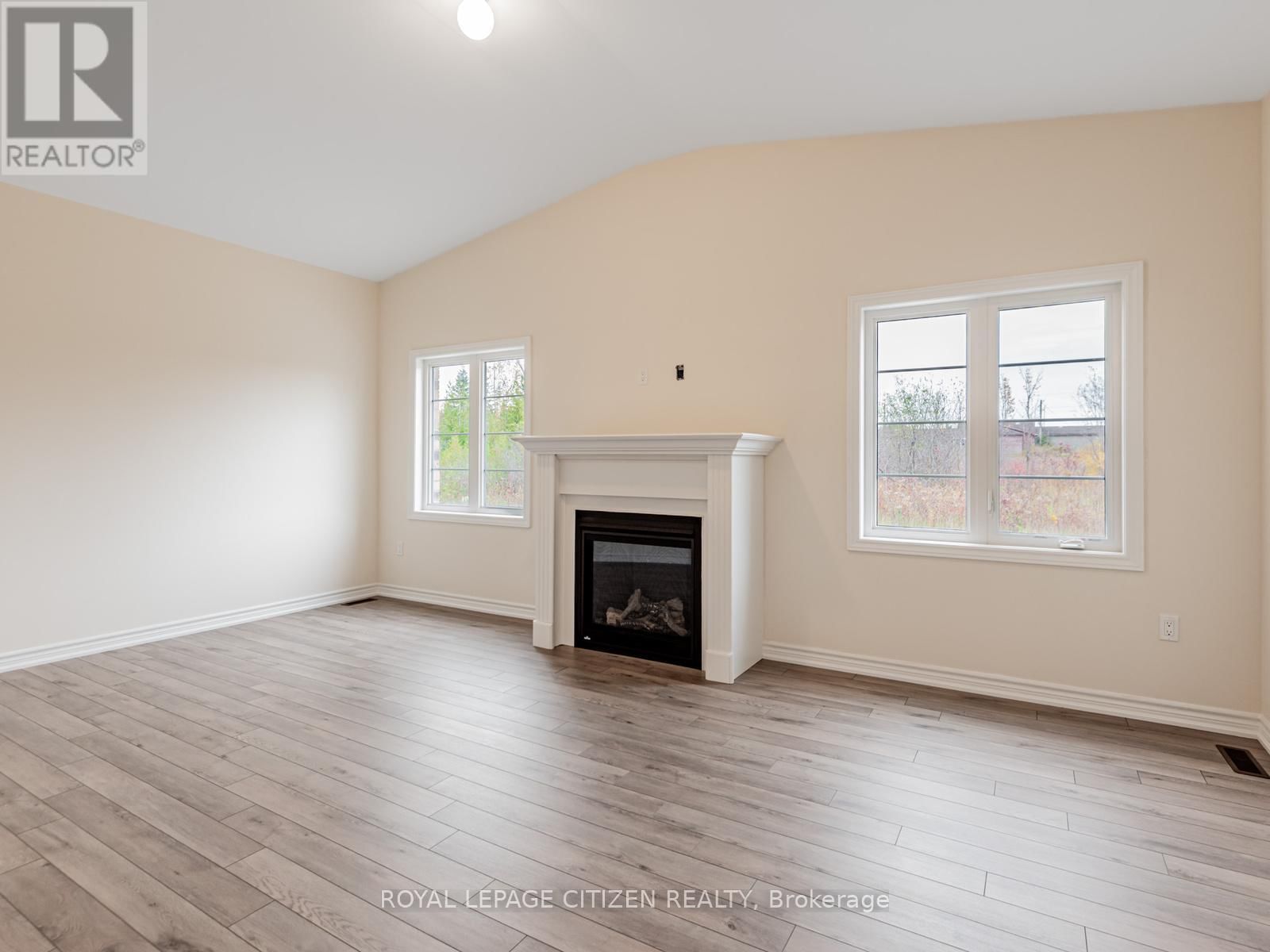 7 JEANNE PYNN AVENUE Image 18