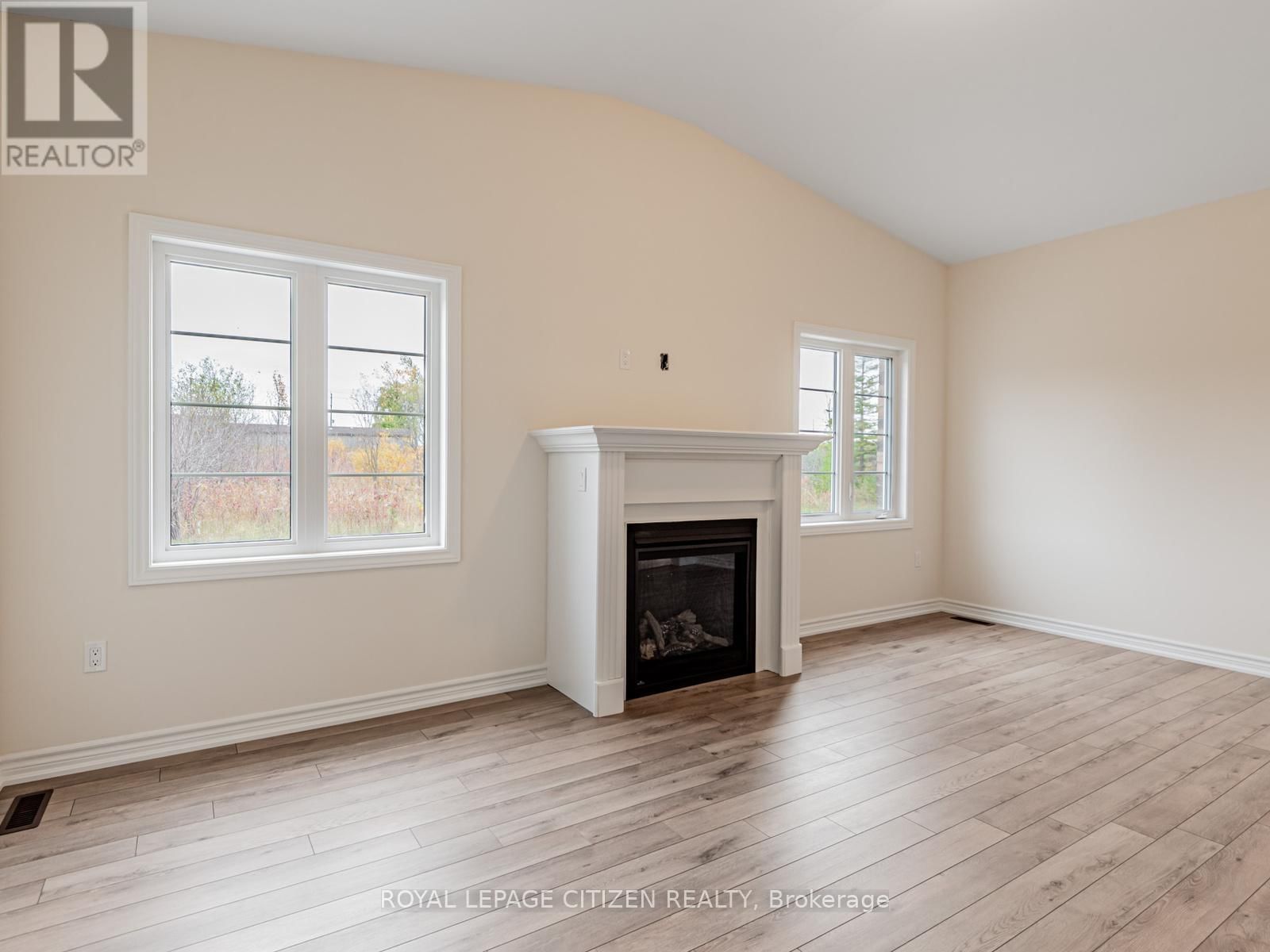 7 JEANNE PYNN AVENUE Image 19