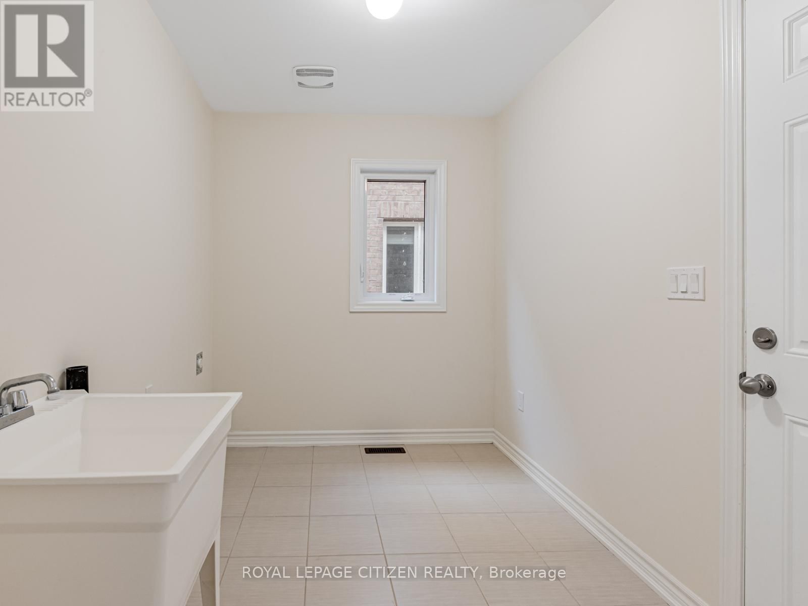 7 JEANNE PYNN AVENUE Image 21