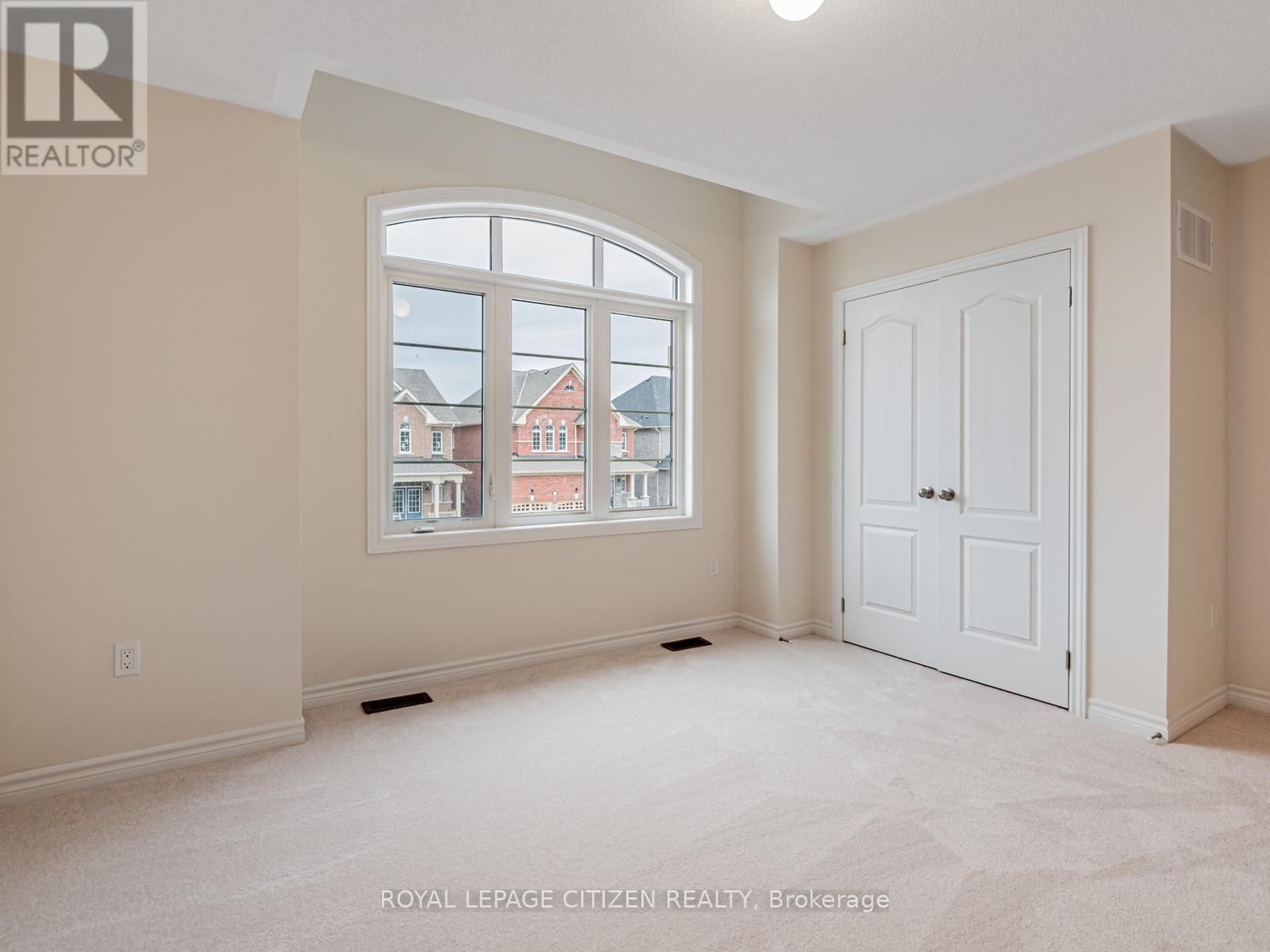 7 JEANNE PYNN AVENUE Image 24