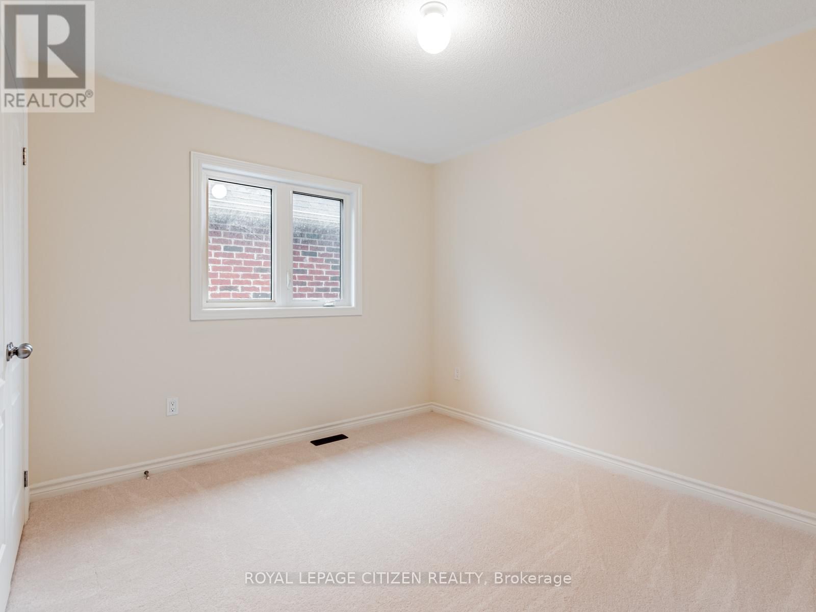 7 JEANNE PYNN AVENUE Image 26