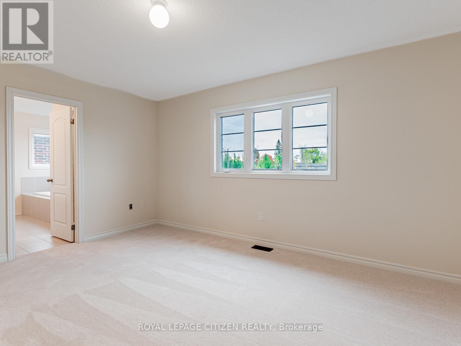 7 JEANNE PYNN AVENUE Image 29