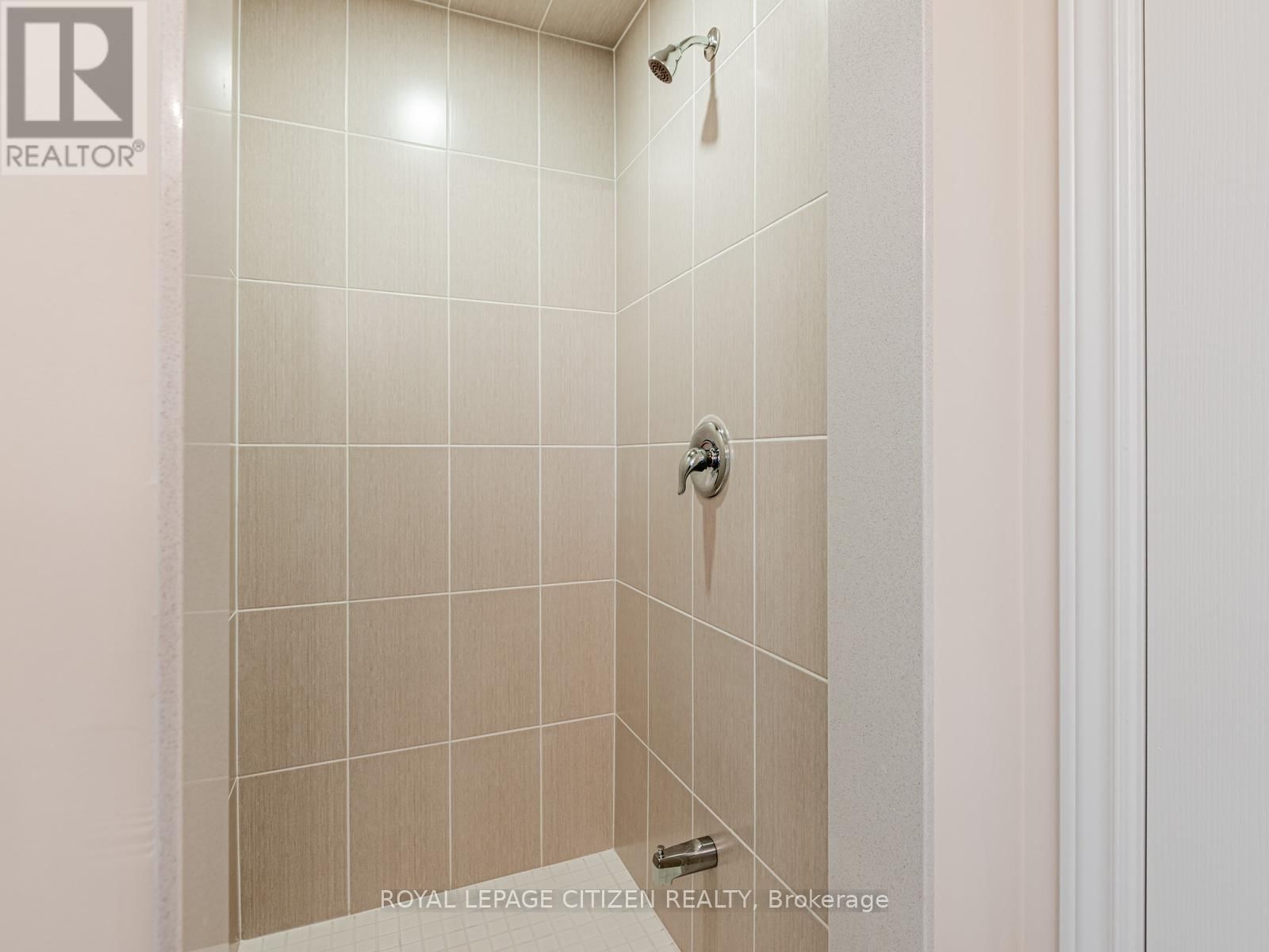 7 JEANNE PYNN AVENUE Image 34