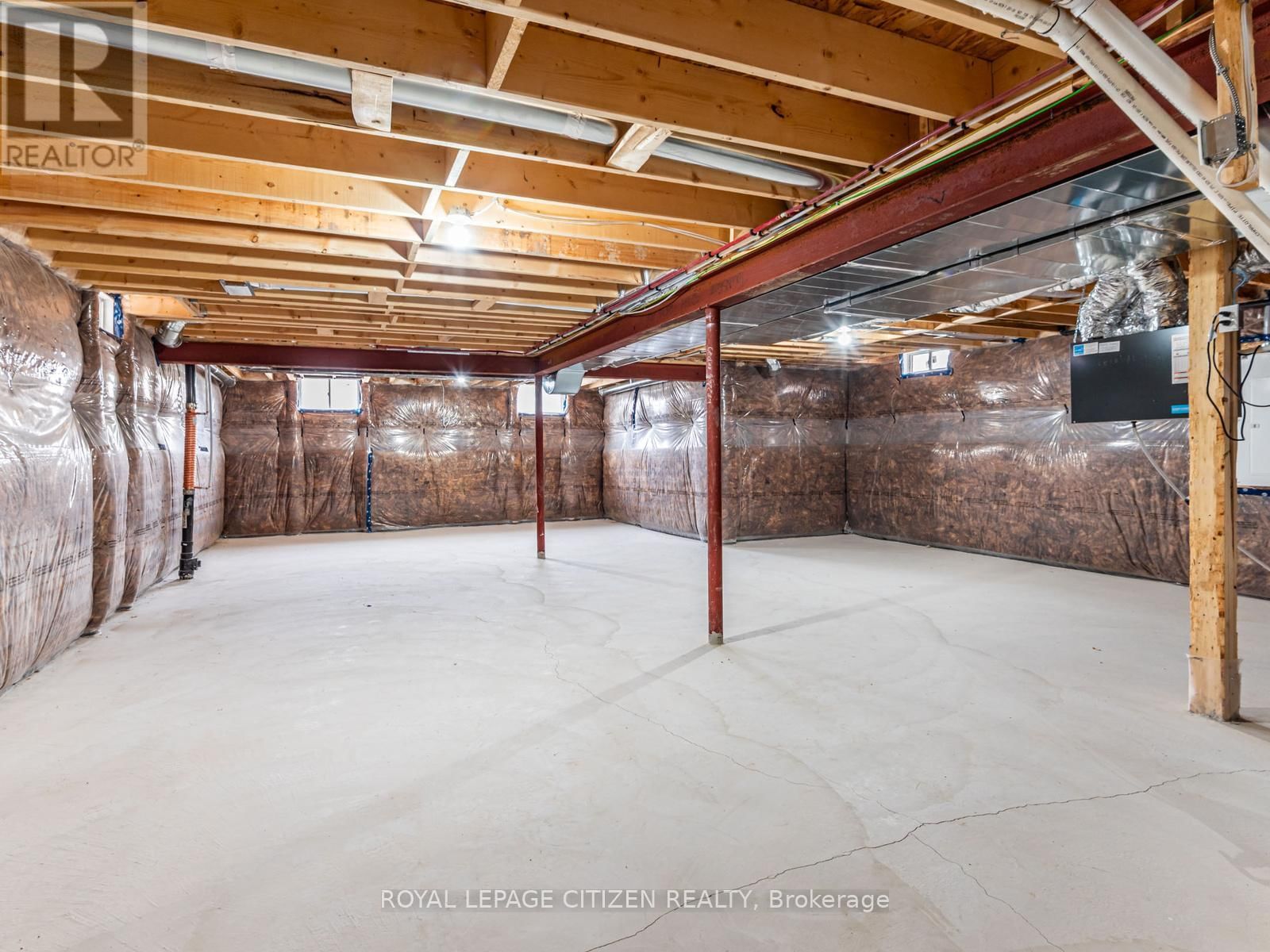 7 JEANNE PYNN AVENUE Image 35