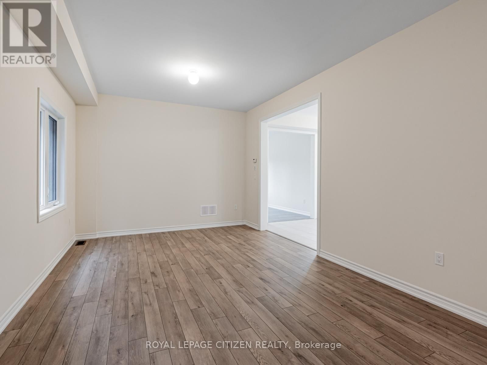 7 JEANNE PYNN AVENUE Image 8