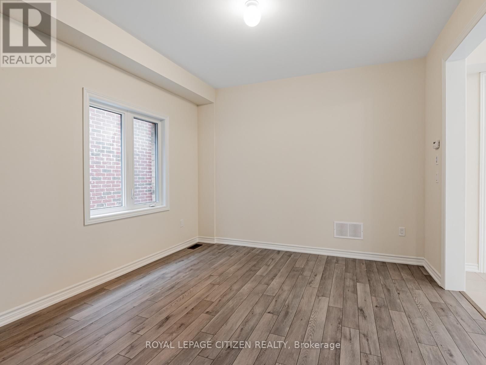 7 JEANNE PYNN AVENUE Image 9