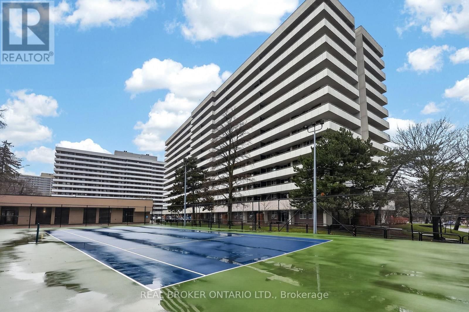 901 - 80 INVERLOCHY BOULEVARD Image 26