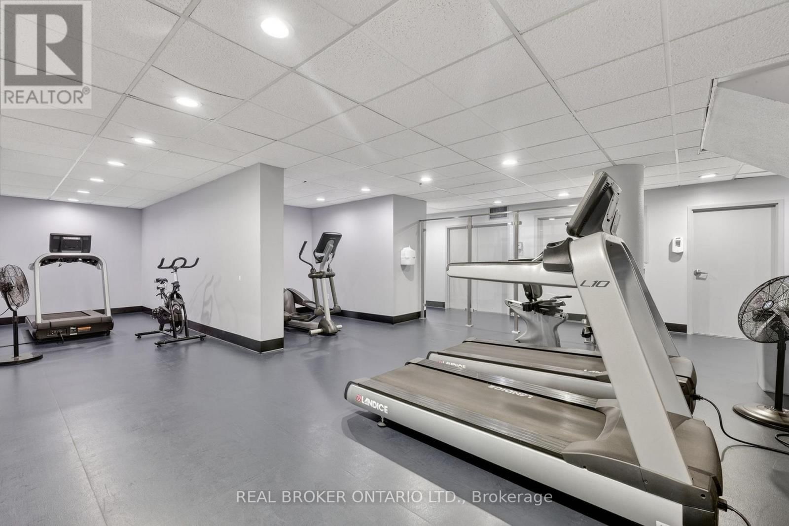 901 - 80 INVERLOCHY BOULEVARD Image 29