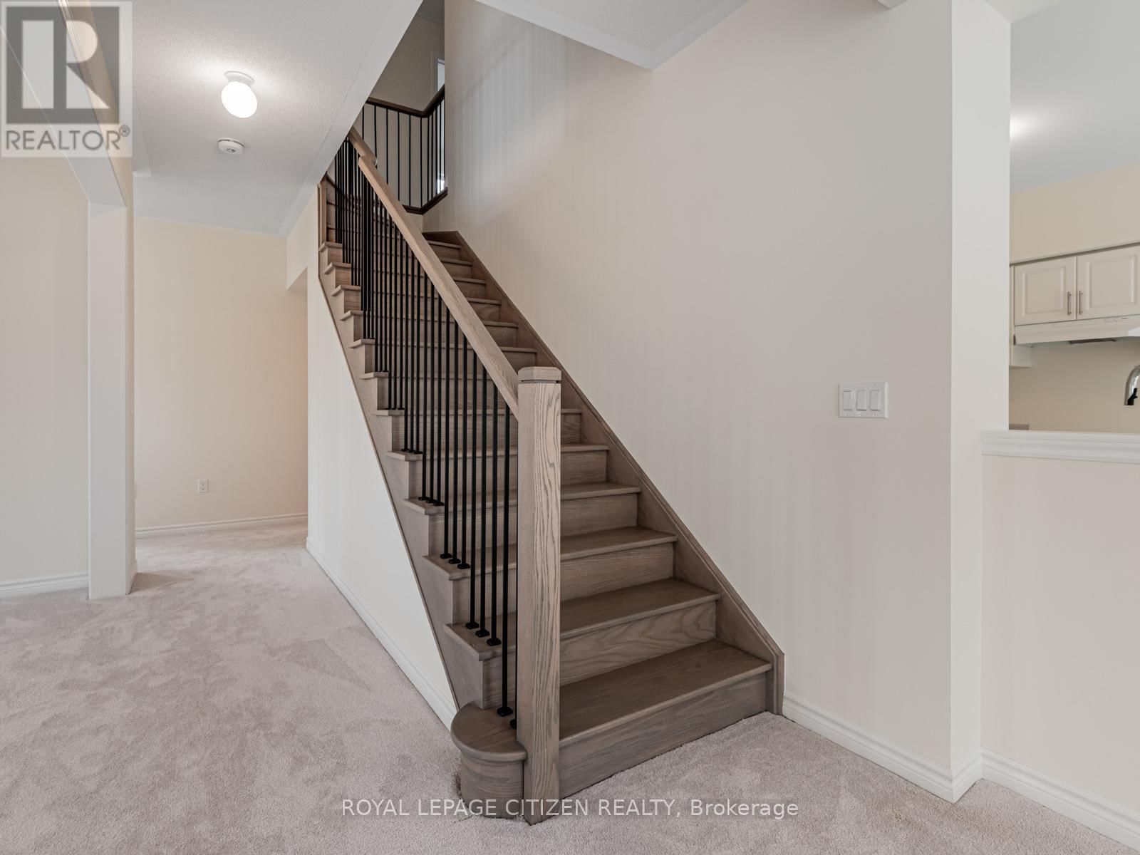 165 HAWKINS STREET Image 22