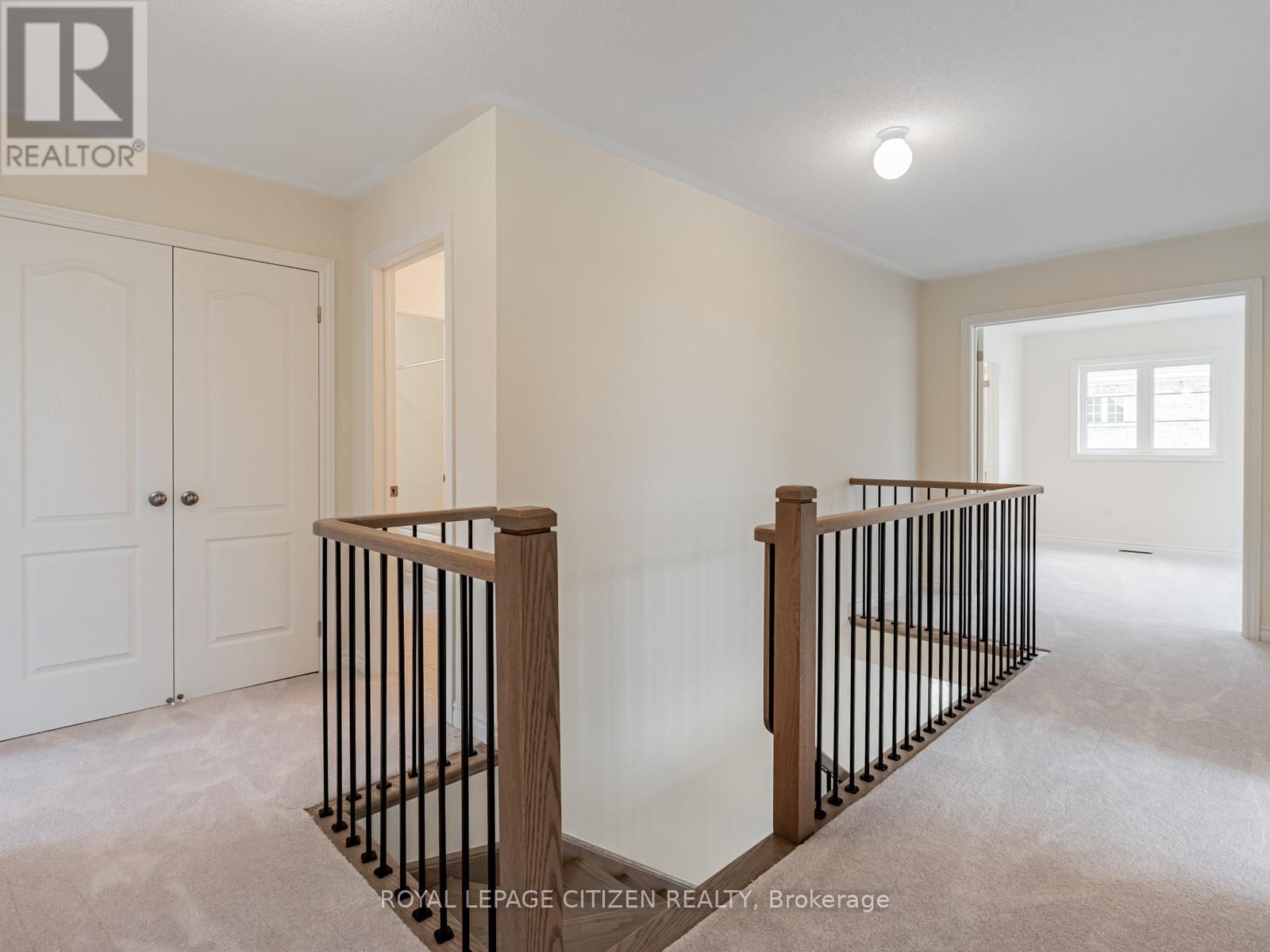 165 HAWKINS STREET Image 23