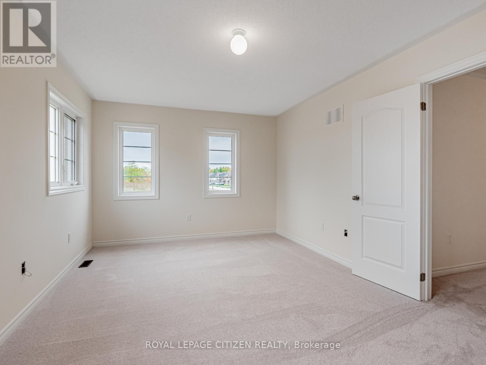 165 HAWKINS STREET Image 25