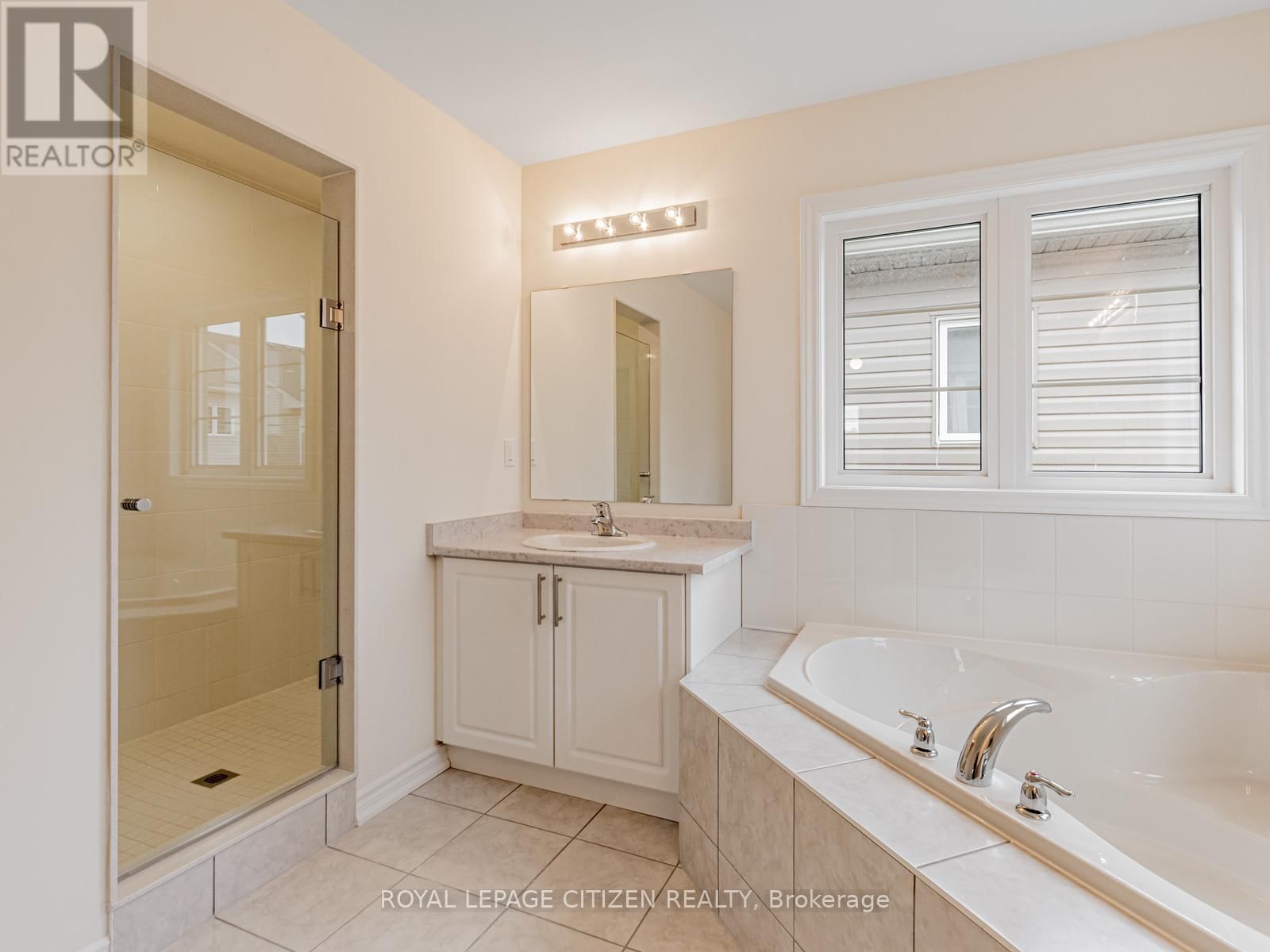 165 HAWKINS STREET Image 29