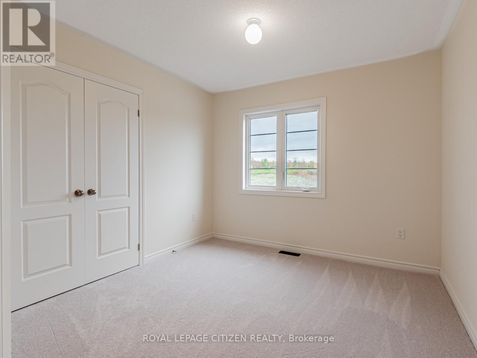 165 HAWKINS STREET Image 34