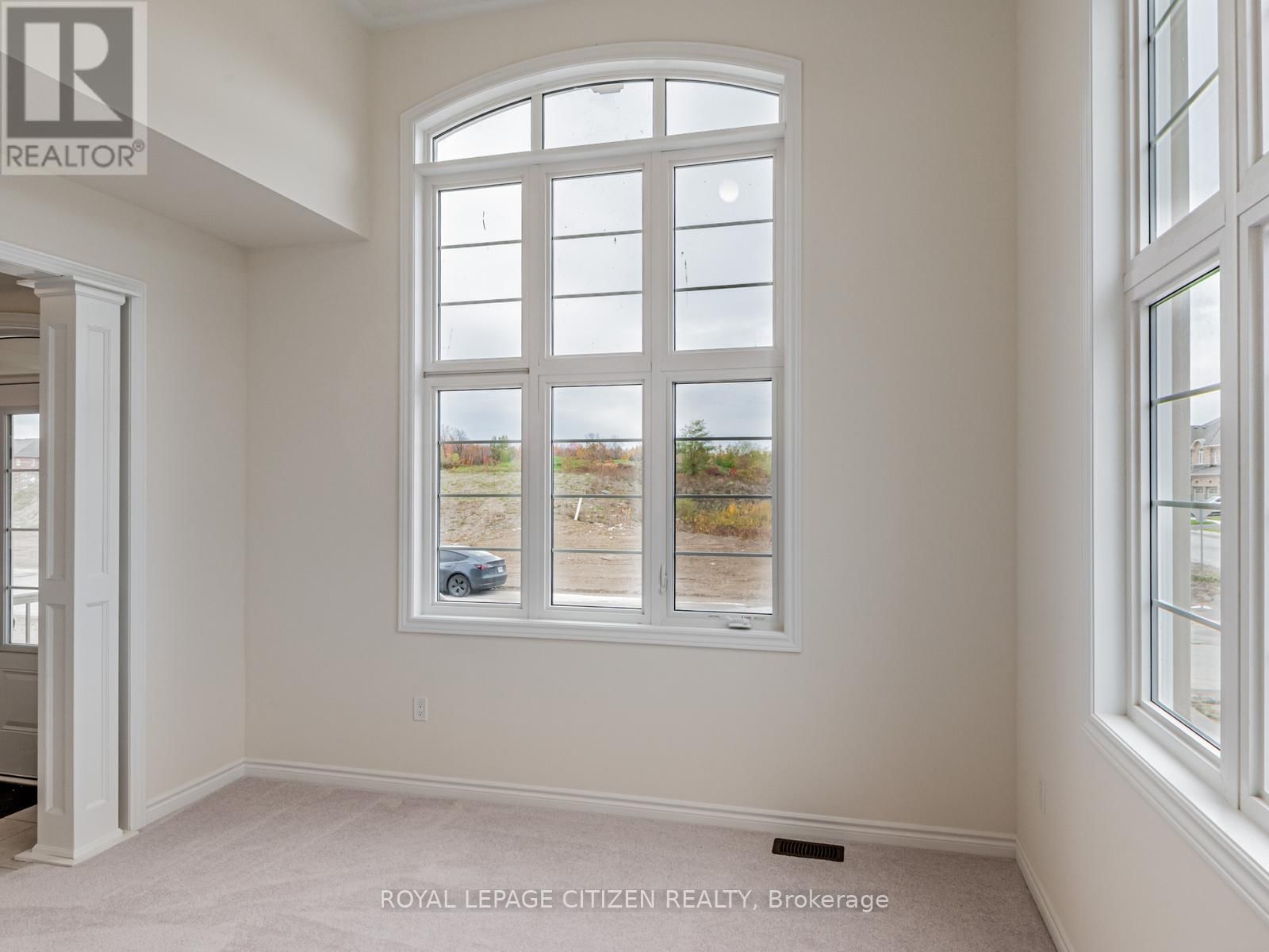 165 HAWKINS STREET Image 6