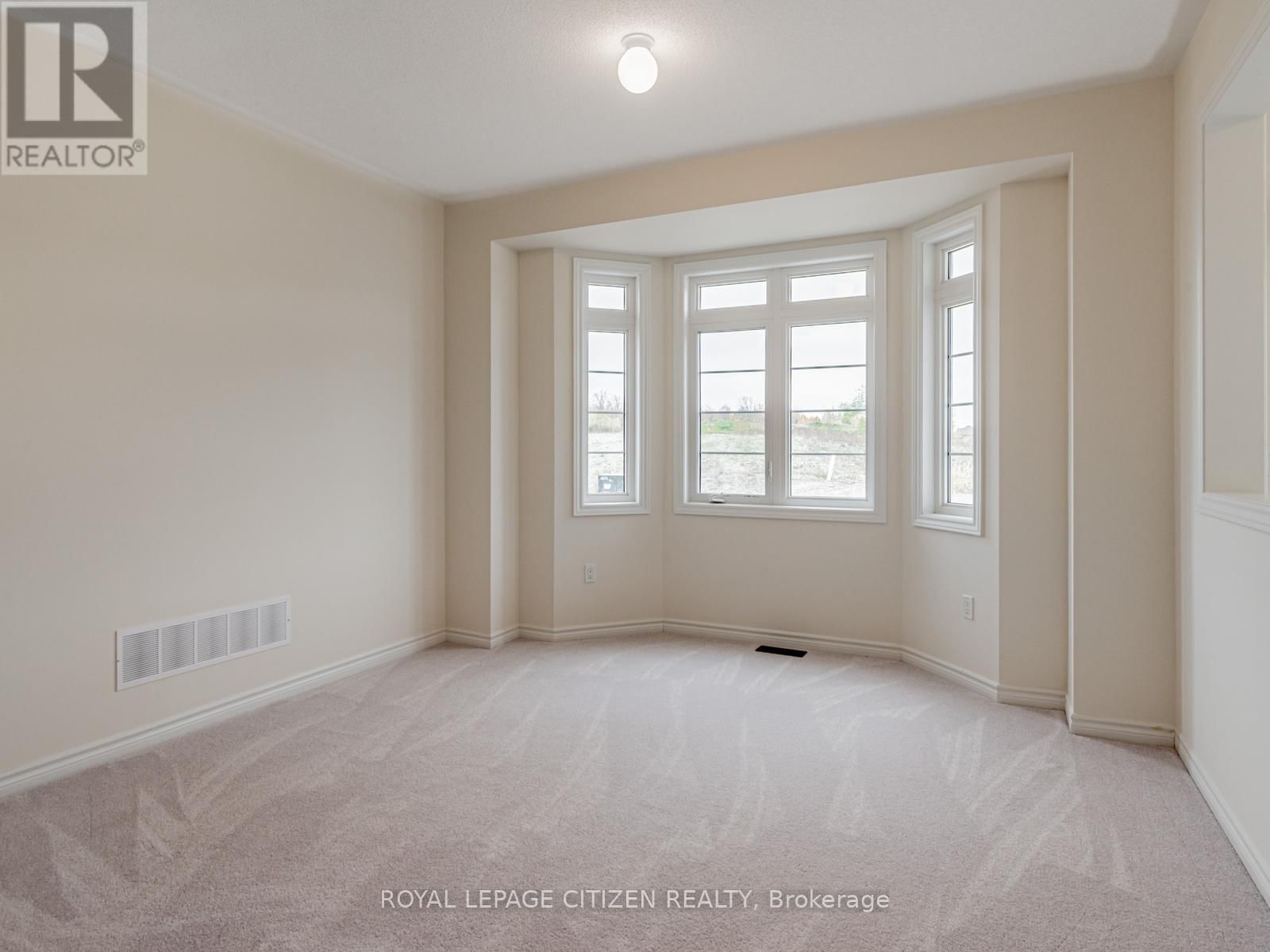 165 HAWKINS STREET Image 7