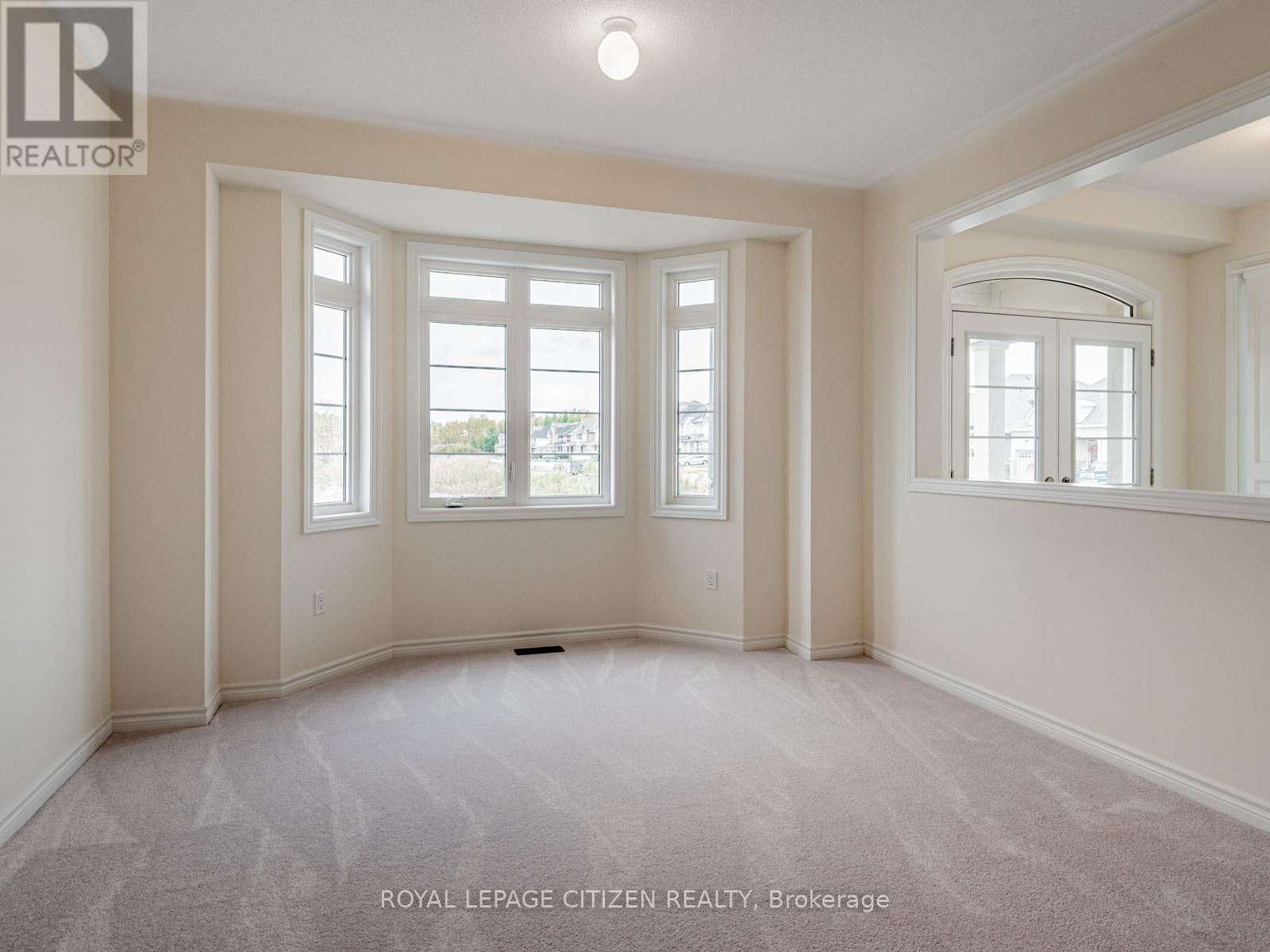 165 HAWKINS STREET Image 8