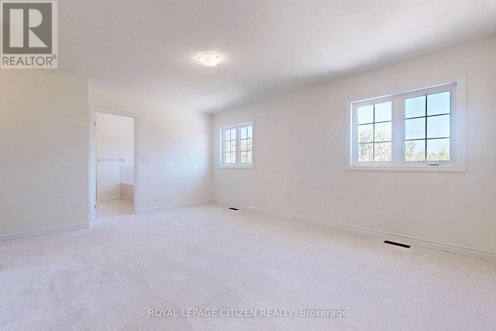 140 HAWKINS STREET Image 26