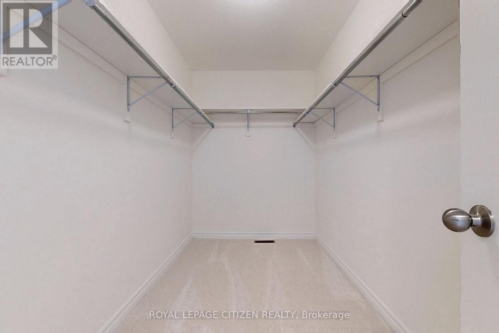 140 HAWKINS STREET Image 28