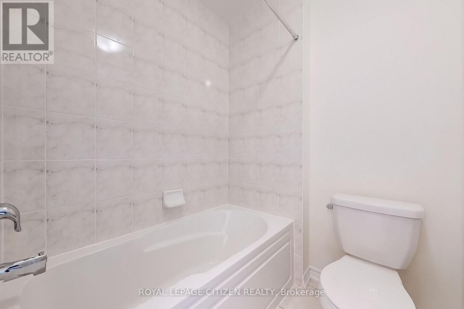 140 HAWKINS STREET Image 35