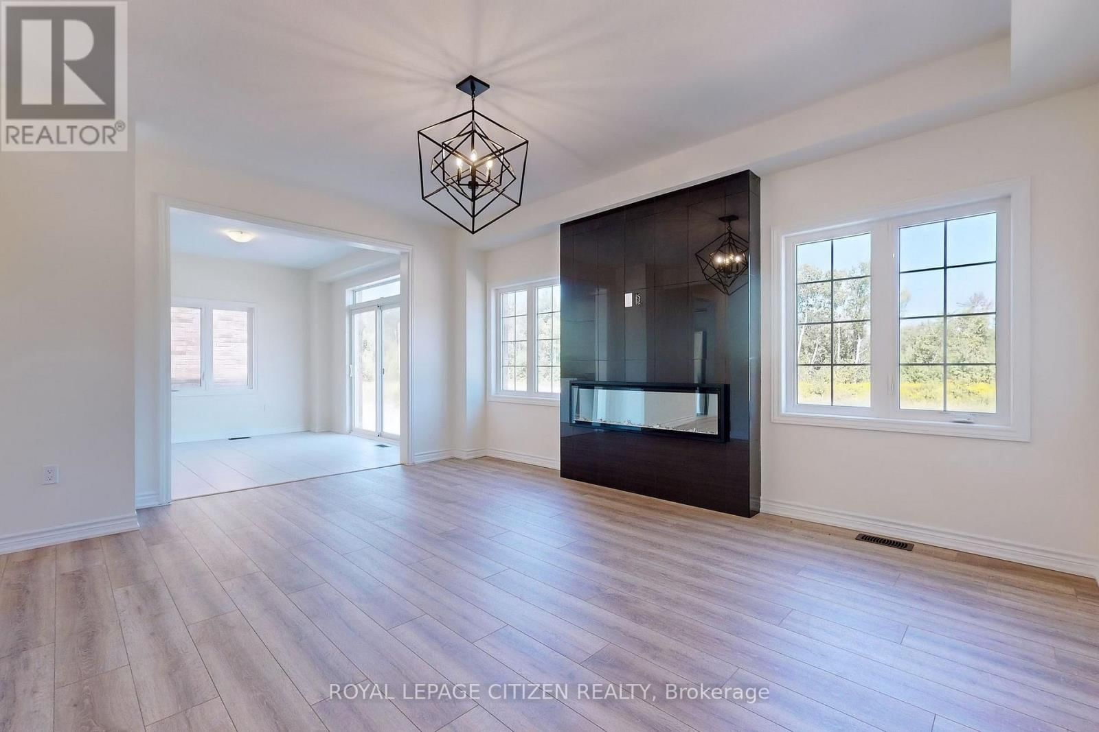 140 HAWKINS STREET Image 4