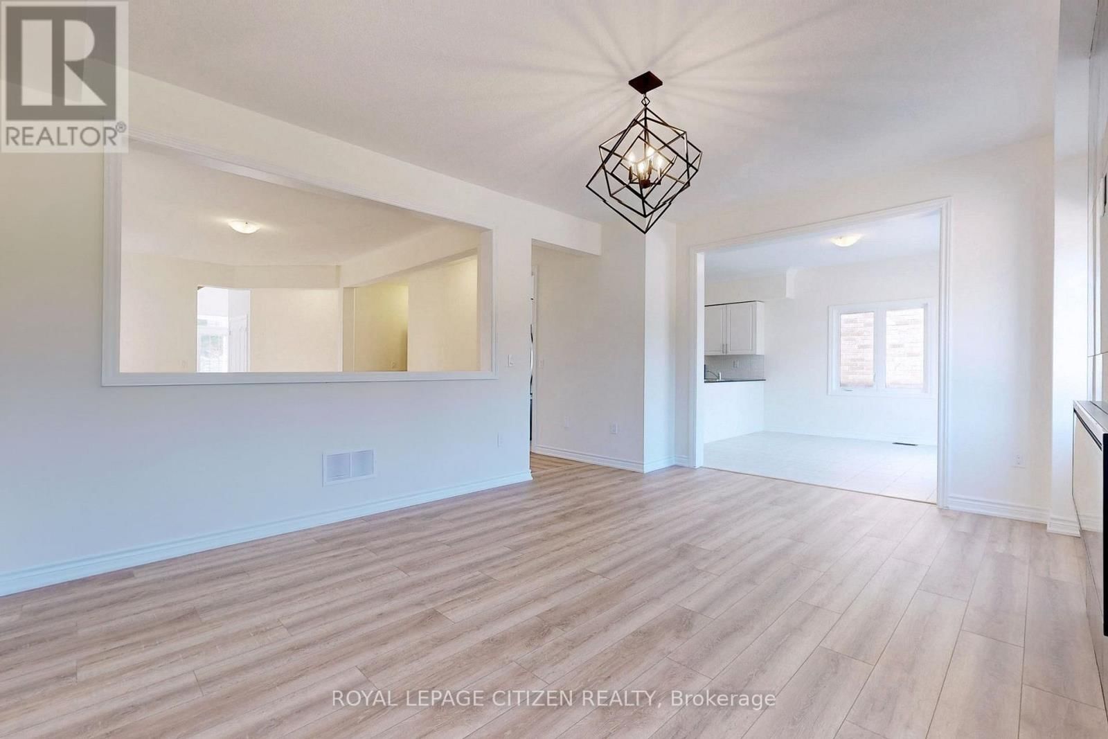 140 HAWKINS STREET Image 6