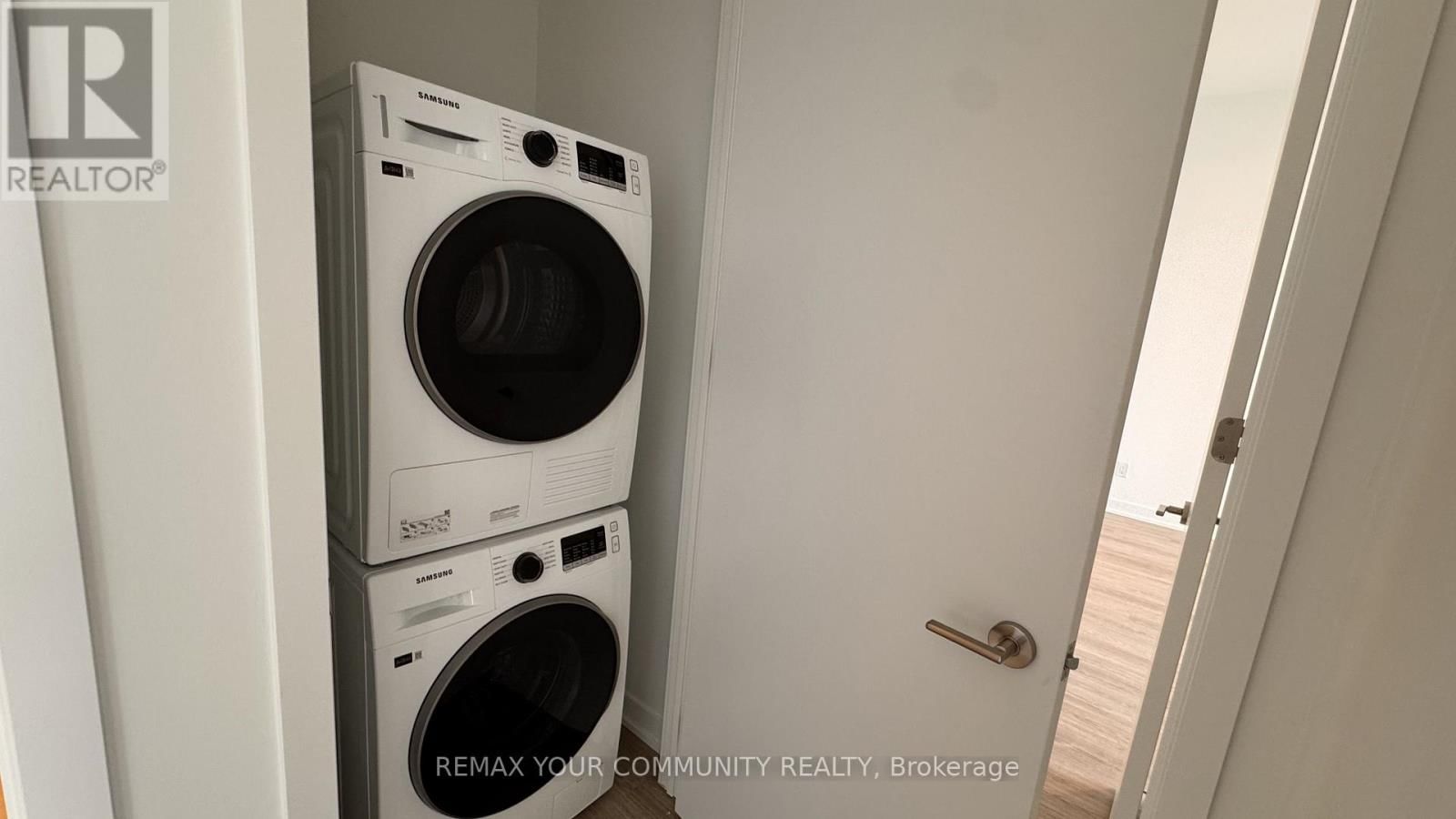 1004 - 8188 YONGE STREET Image 13