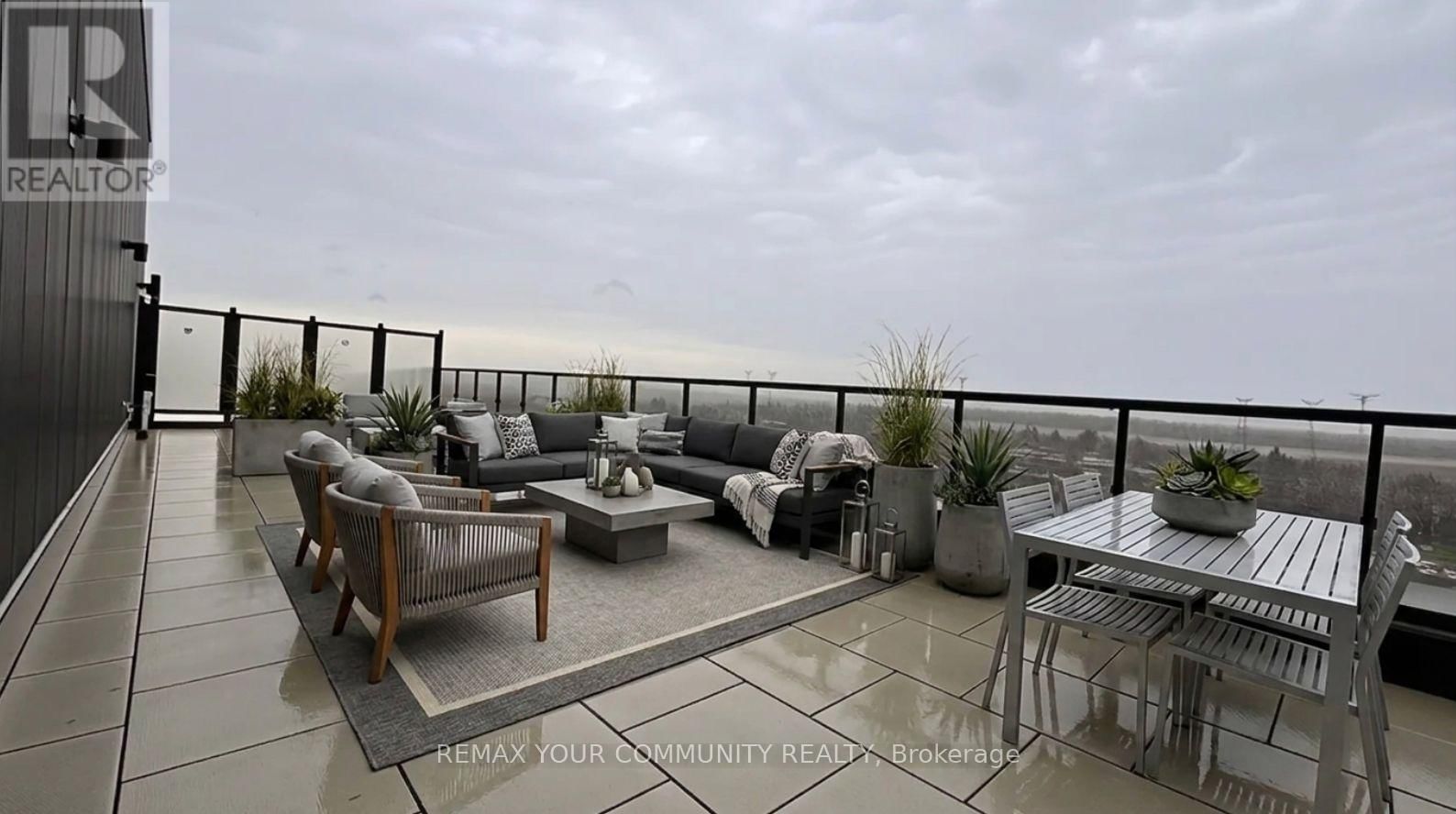 1004 - 8188 YONGE STREET Image 21