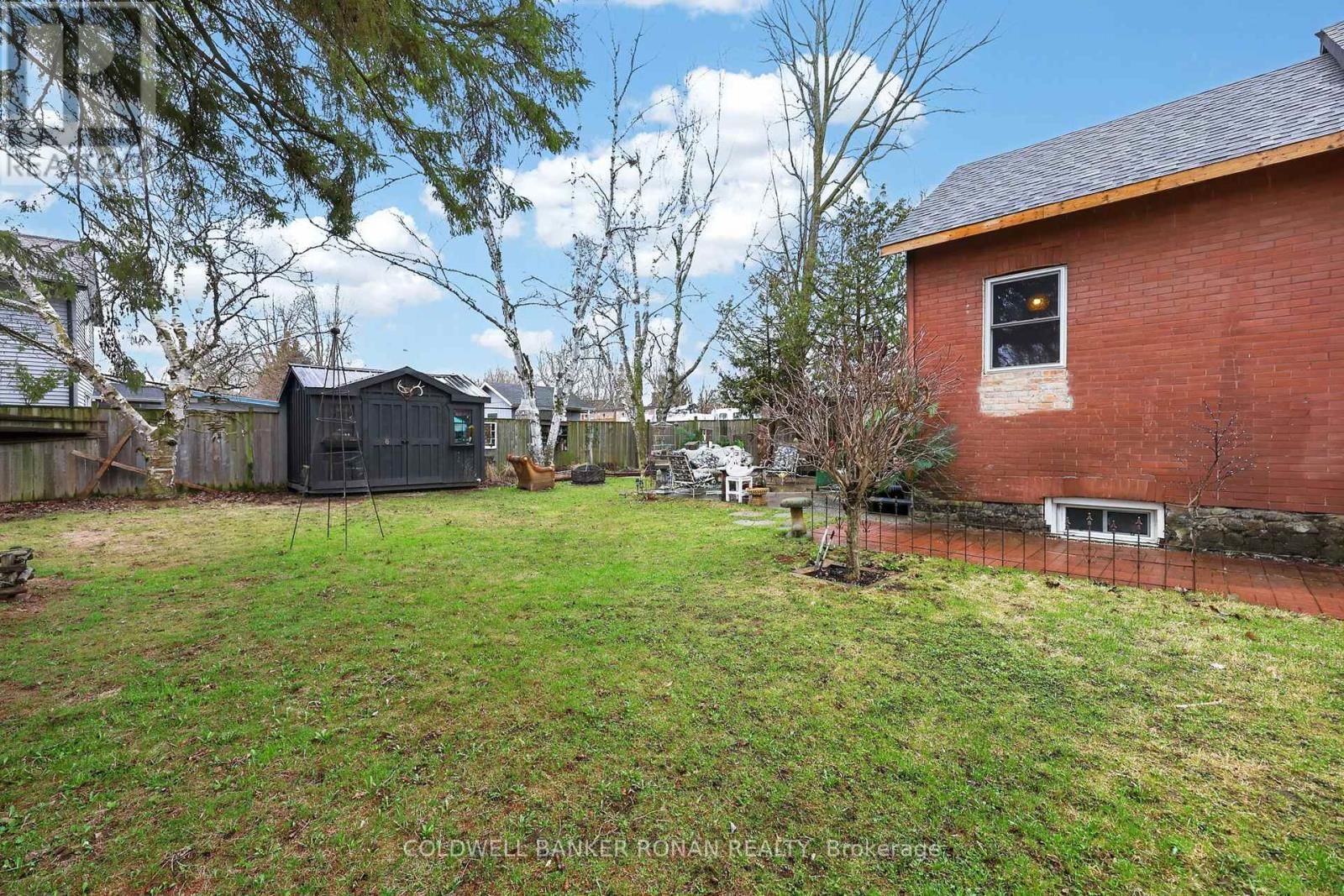 87 WELLINGTON STREET EAST Image 28