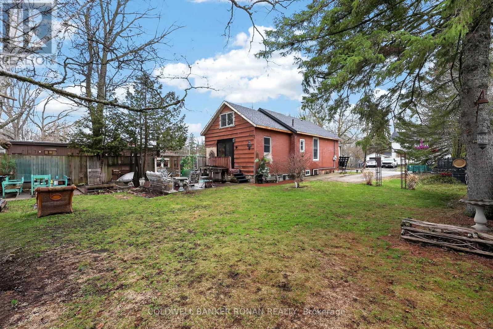 87 WELLINGTON STREET EAST Image 35