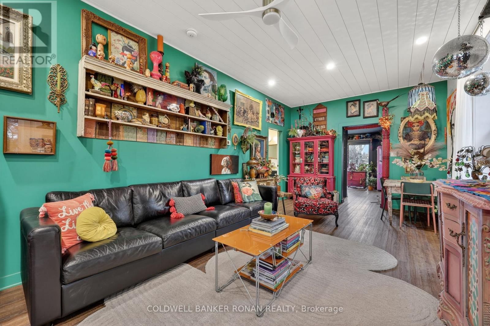 87 WELLINGTON STREET EAST Image 9