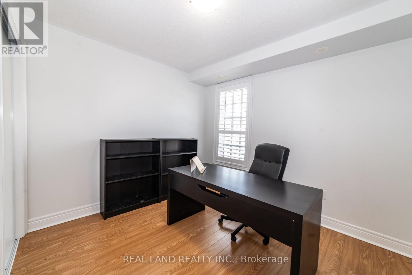 41 LORD DURHAM ROAD Image 19