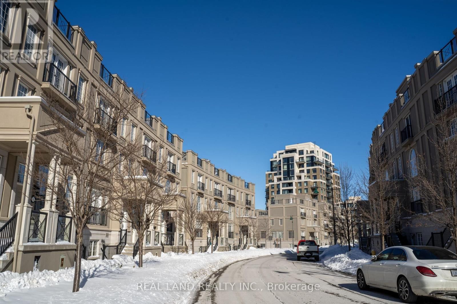 41 LORD DURHAM ROAD Image 37