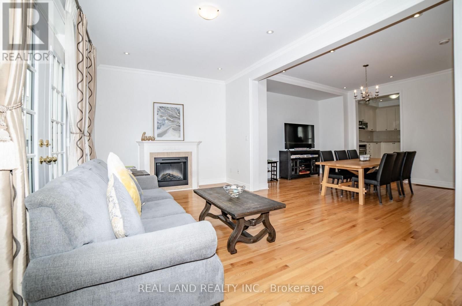 41 LORD DURHAM ROAD Image 6