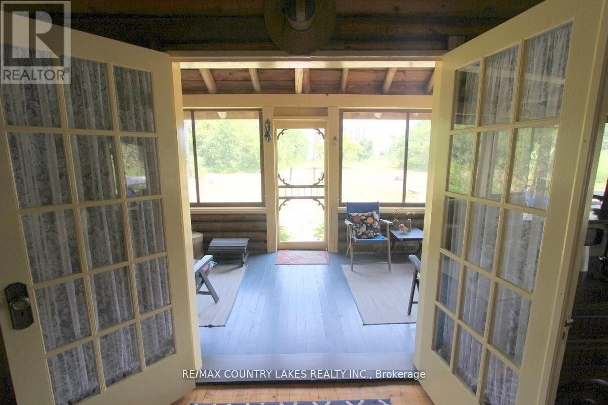 B40854 SOUTH HARBOUR LANE Image 15