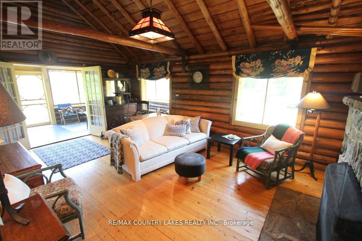 B40854 SOUTH HARBOUR LANE Image 19