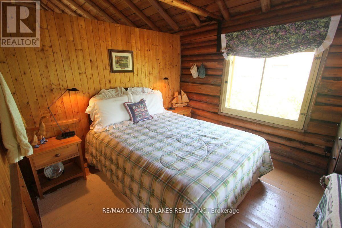 B40854 SOUTH HARBOUR LANE Image 22