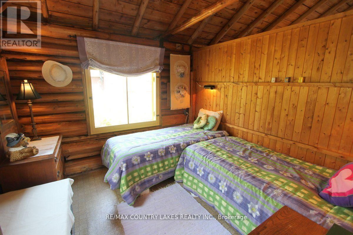 B40854 SOUTH HARBOUR LANE Image 28