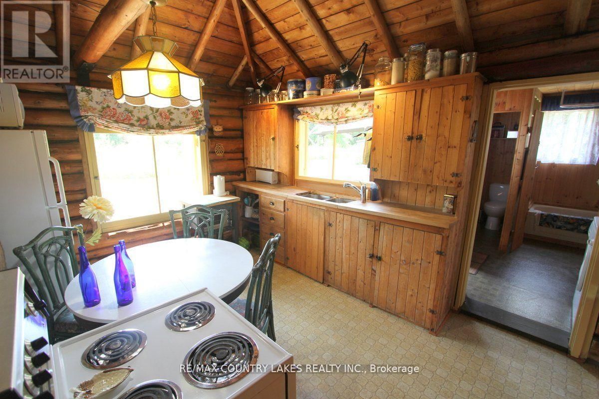 B40854 SOUTH HARBOUR LANE Image 32