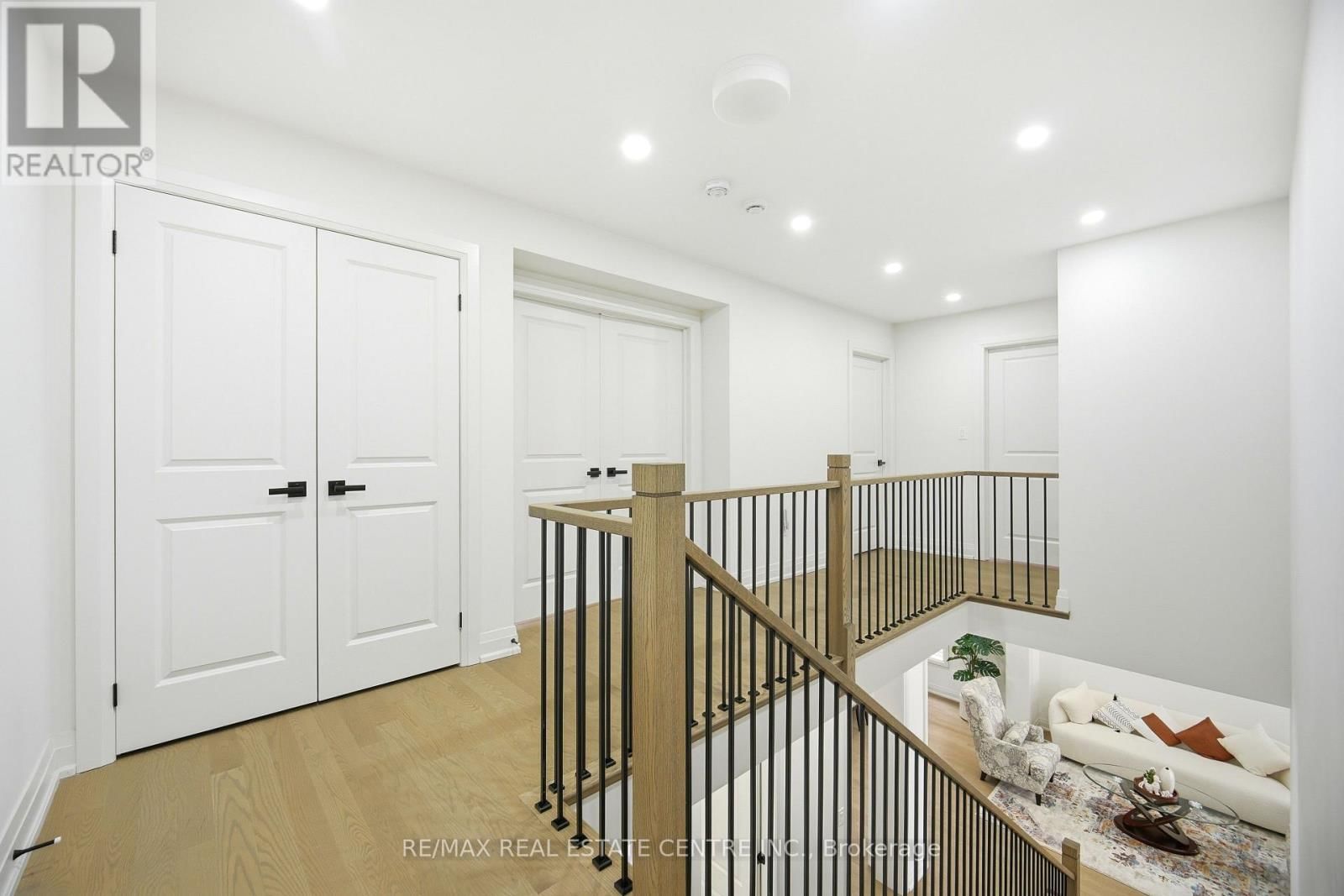 112 BLUEBIRD BOULEVARD Image 27