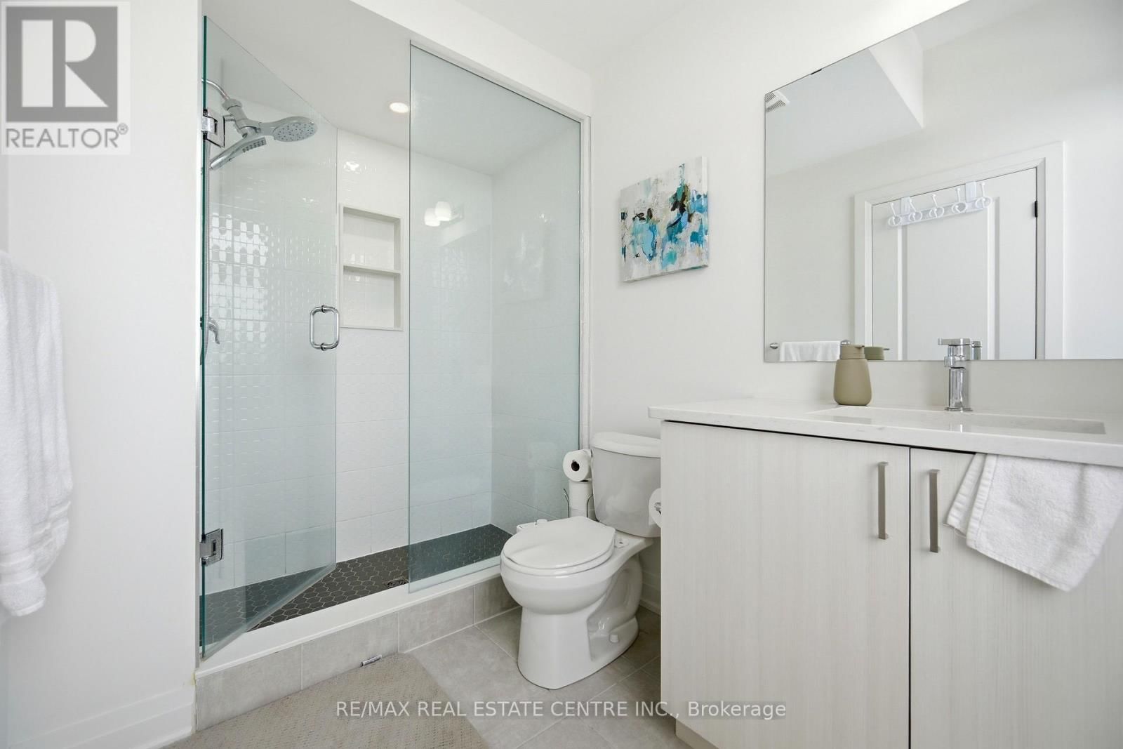 112 BLUEBIRD BOULEVARD Image 39