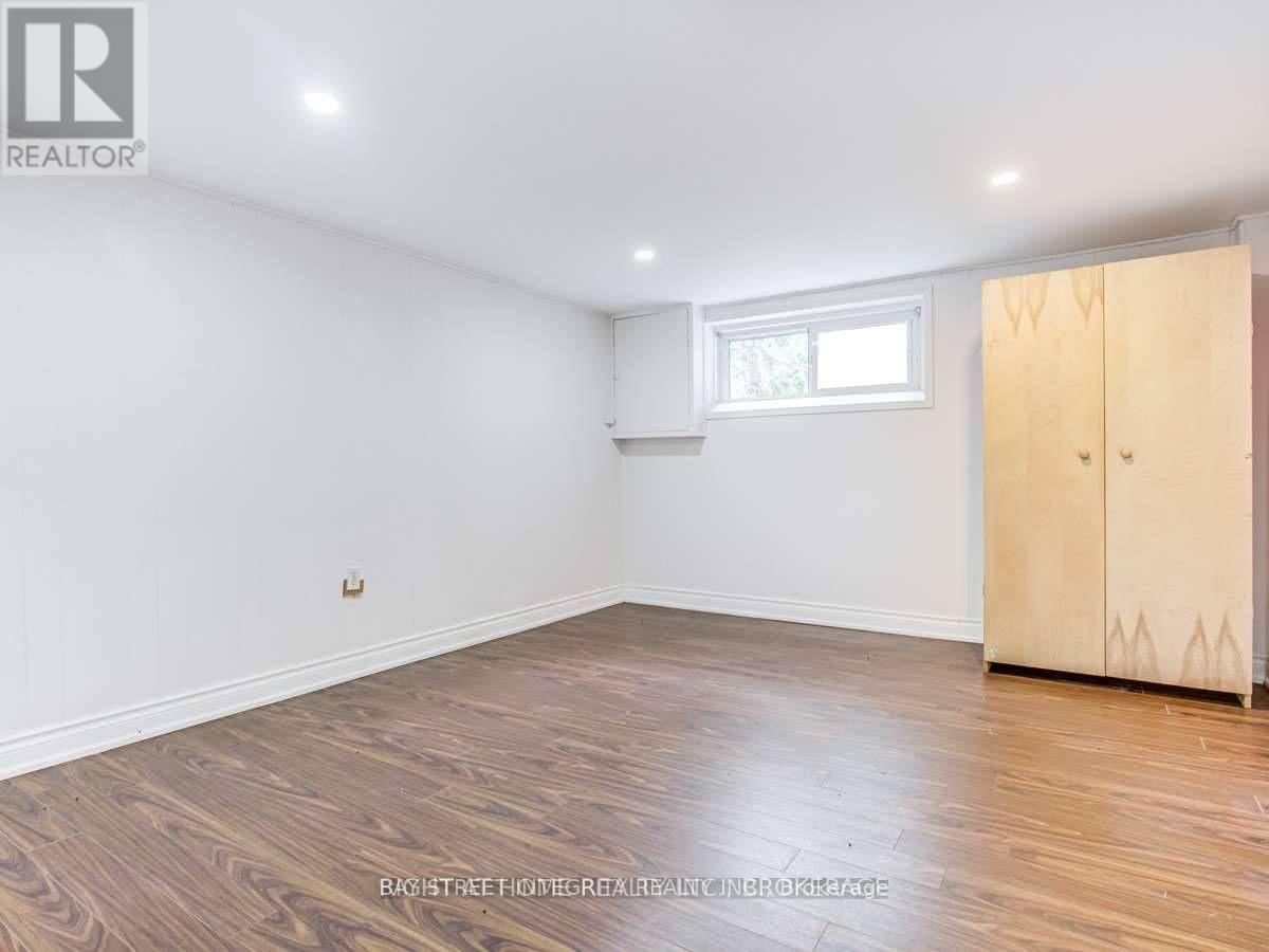 389 BECKER ROAD Image 12