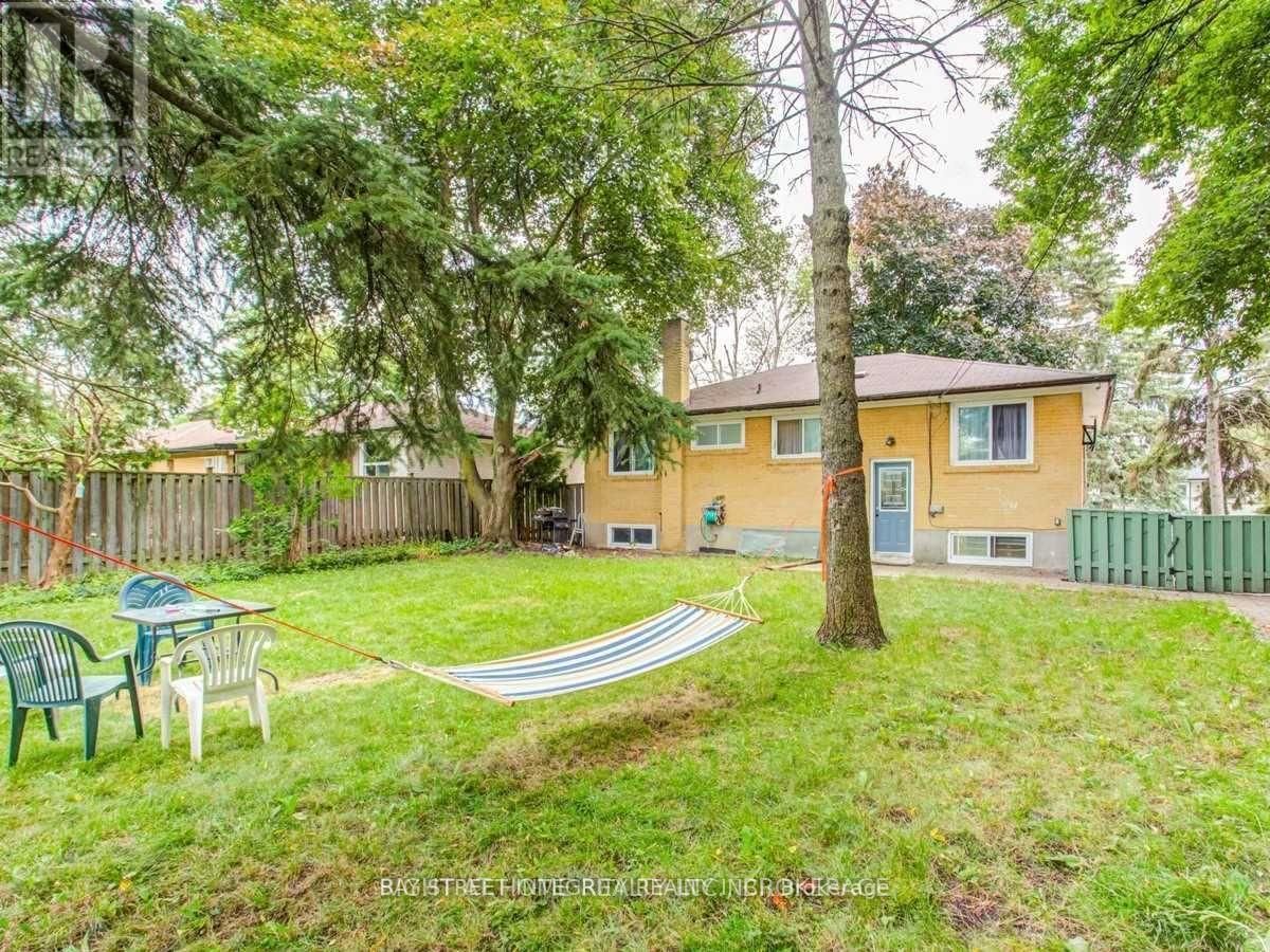 389 BECKER ROAD Image 15