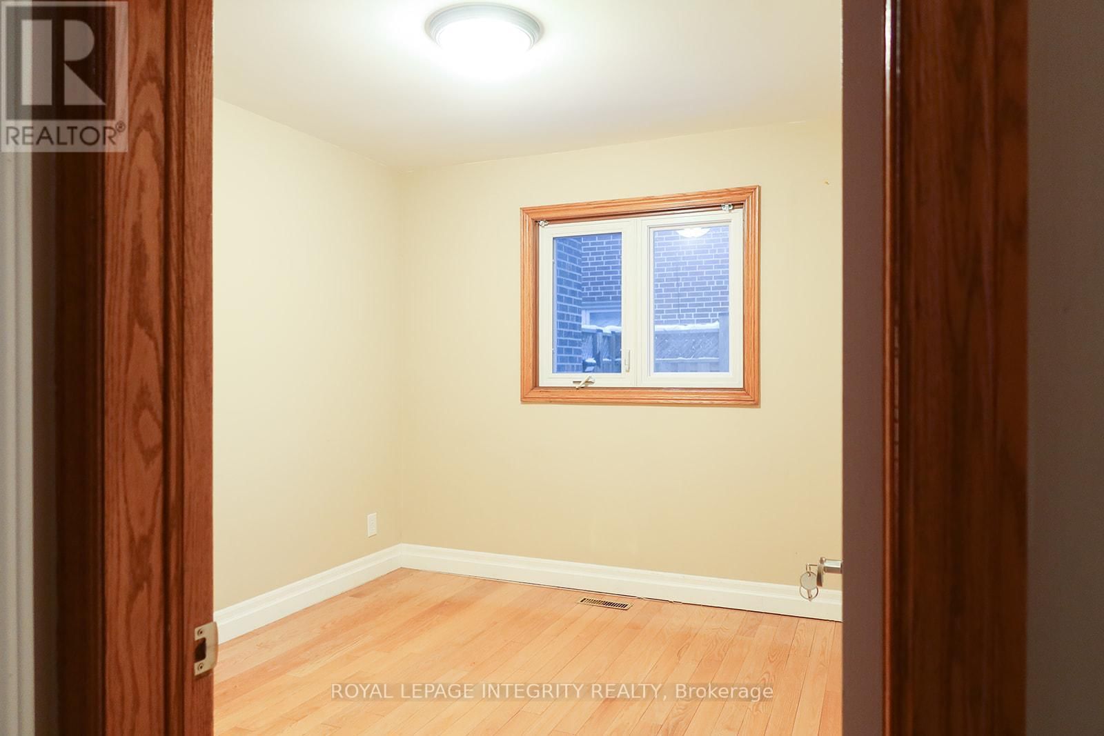 56 FRANCIS STREET Image 8