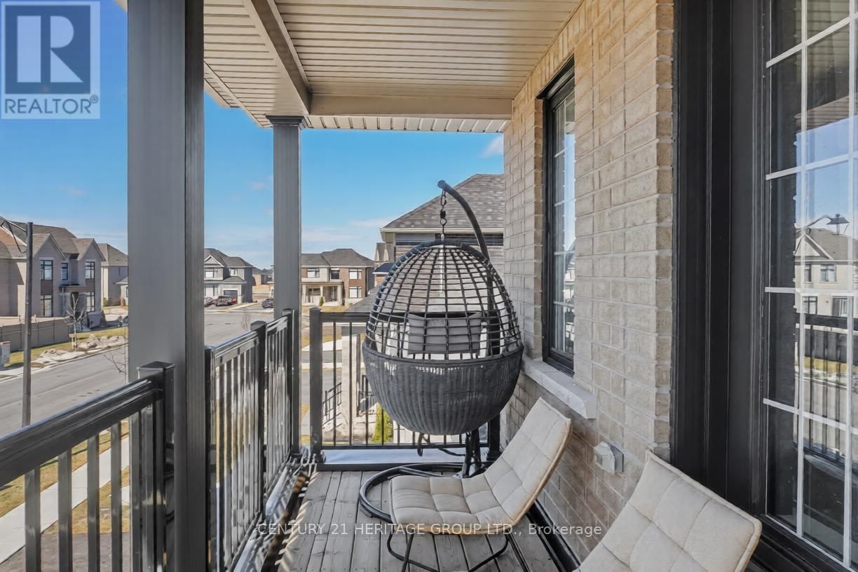 27 ORCHID CRESCENT Image 23