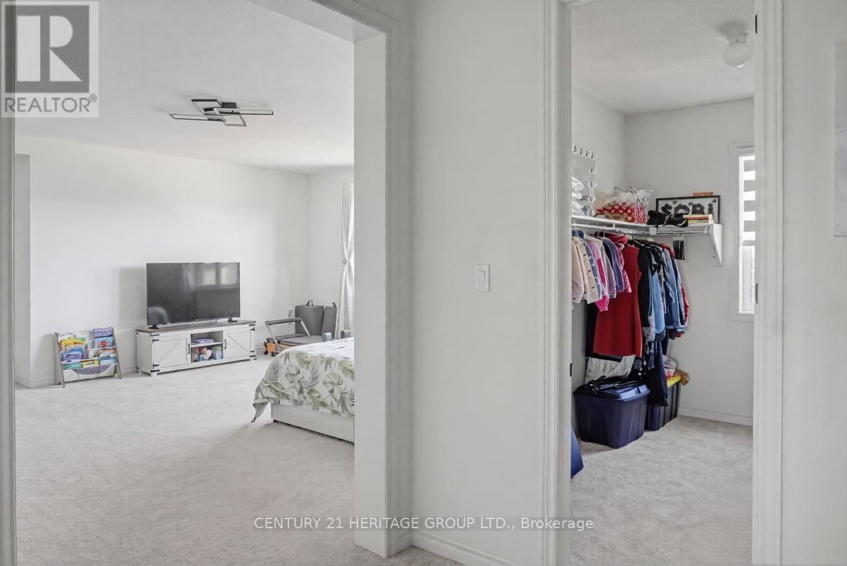 27 ORCHID CRESCENT Image 30